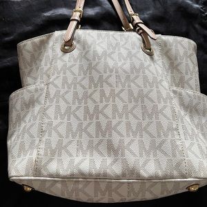 Michael kors tote bag